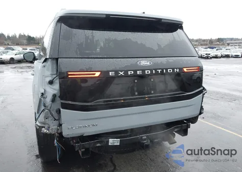 2025 Ford Expedition Platinum z USA, uszkodzony, nr VIN 1FMJU1M83SEA46454